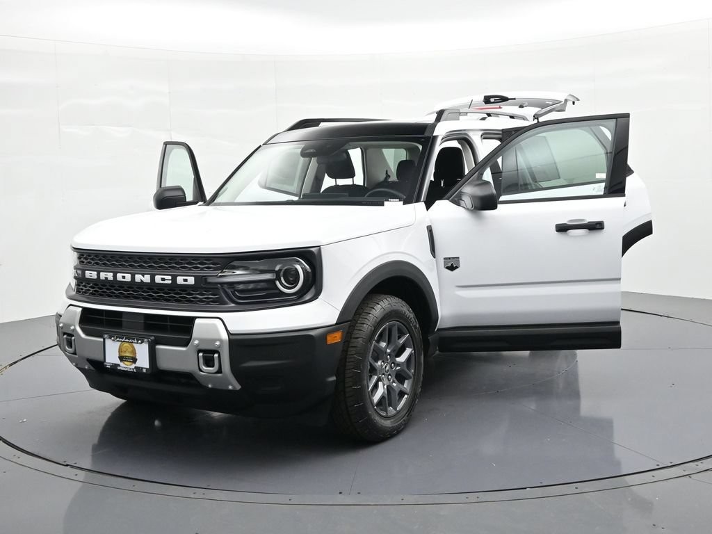 Ford Bronco Sport Vehicle Full-screen Gallery Image 25