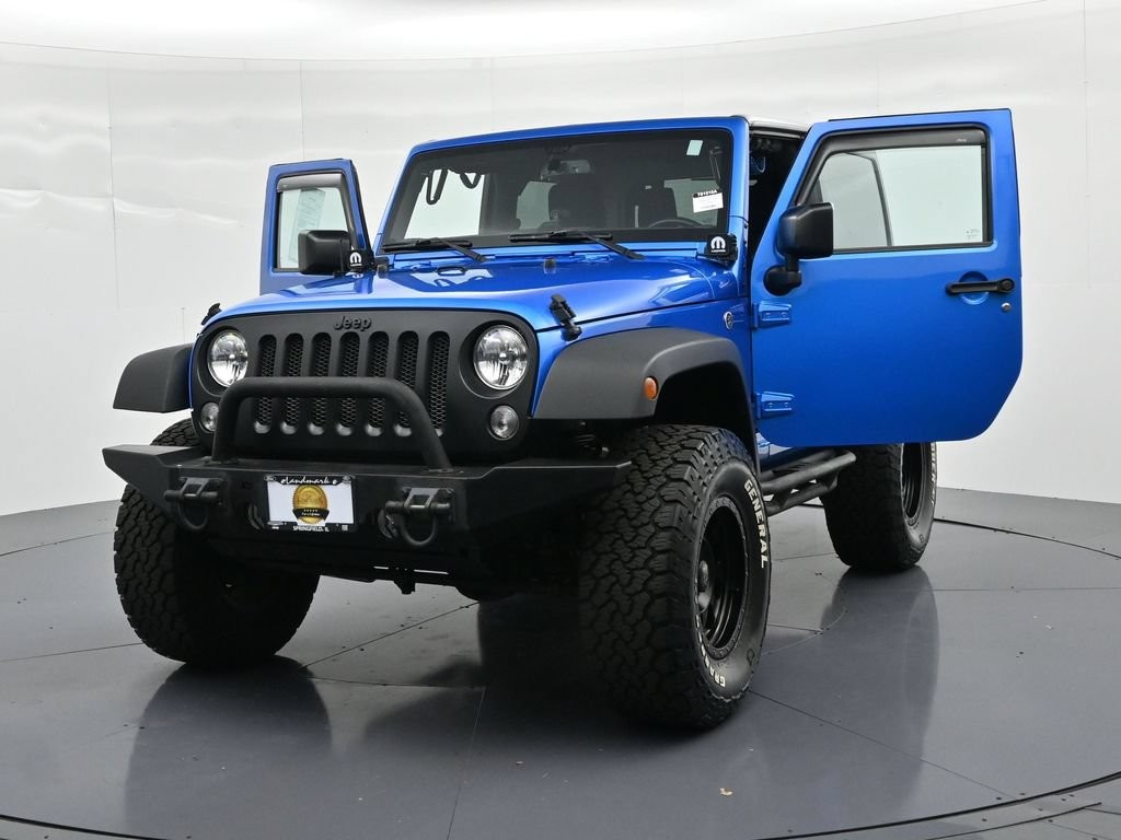 Jeep Wrangler Vehicle Full-screen Gallery Image 24