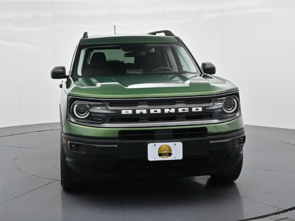 Ford Bronco Sport Vehicle Full-screen Gallery Image 03