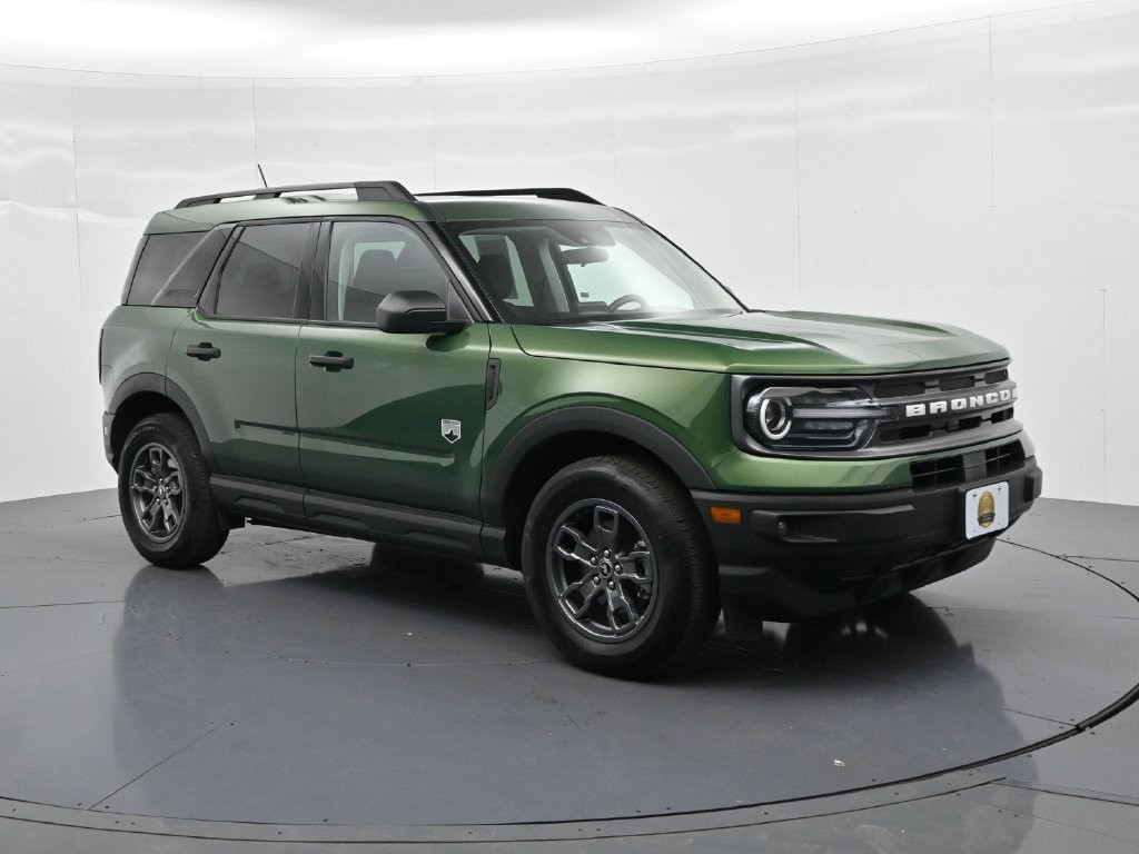 Ford Bronco Sport Vehicle Full-screen Gallery Image 04