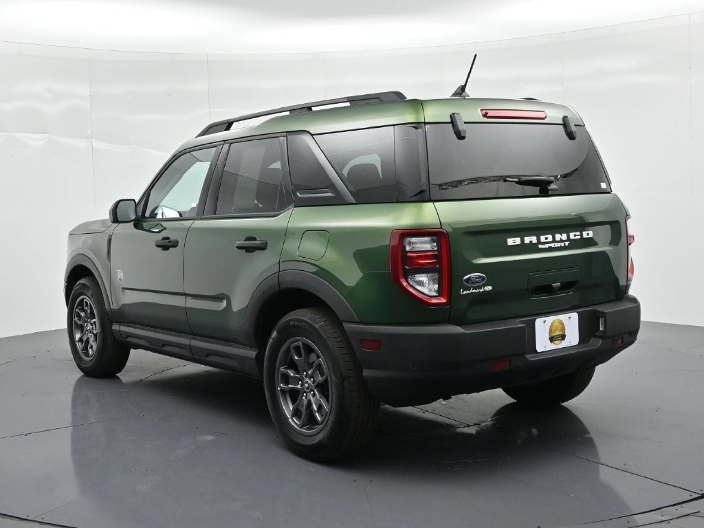 Ford Bronco Sport Vehicle Full-screen Gallery Image 08