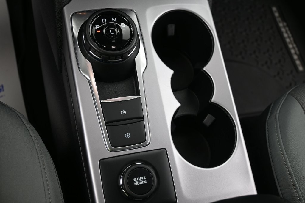 Ford Bronco Sport Vehicle Full-screen Gallery Image 12