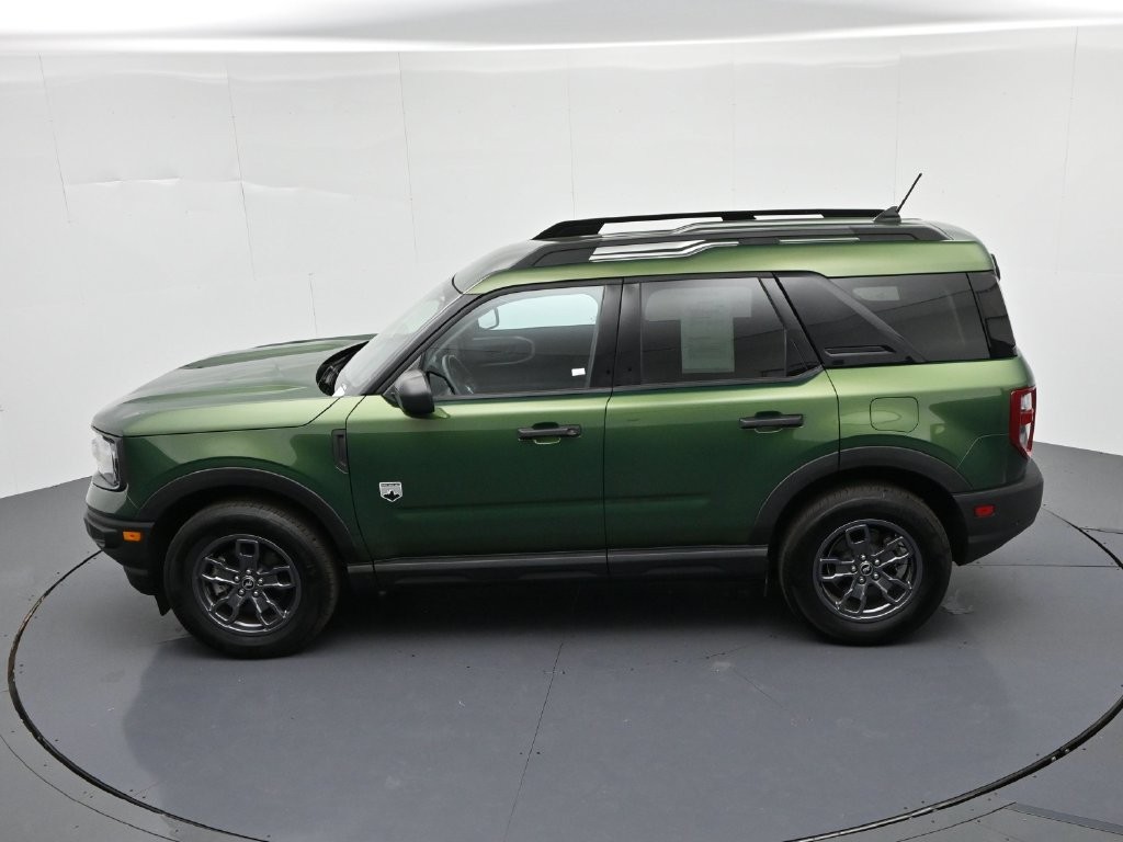 Ford Bronco Sport Vehicle Full-screen Gallery Image 19