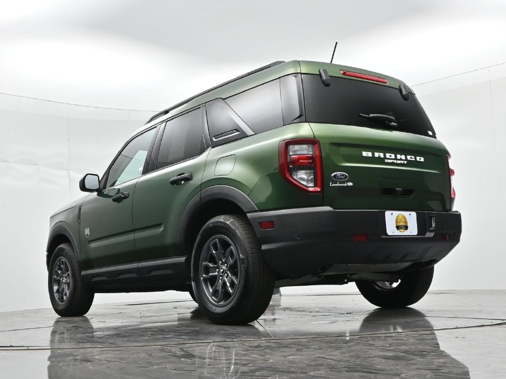 Ford Bronco Sport Vehicle Full-screen Gallery Image 20