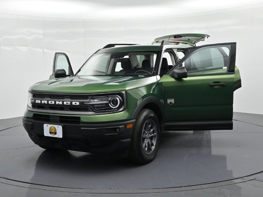 Ford Bronco Sport Vehicle Full-screen Gallery Image 26