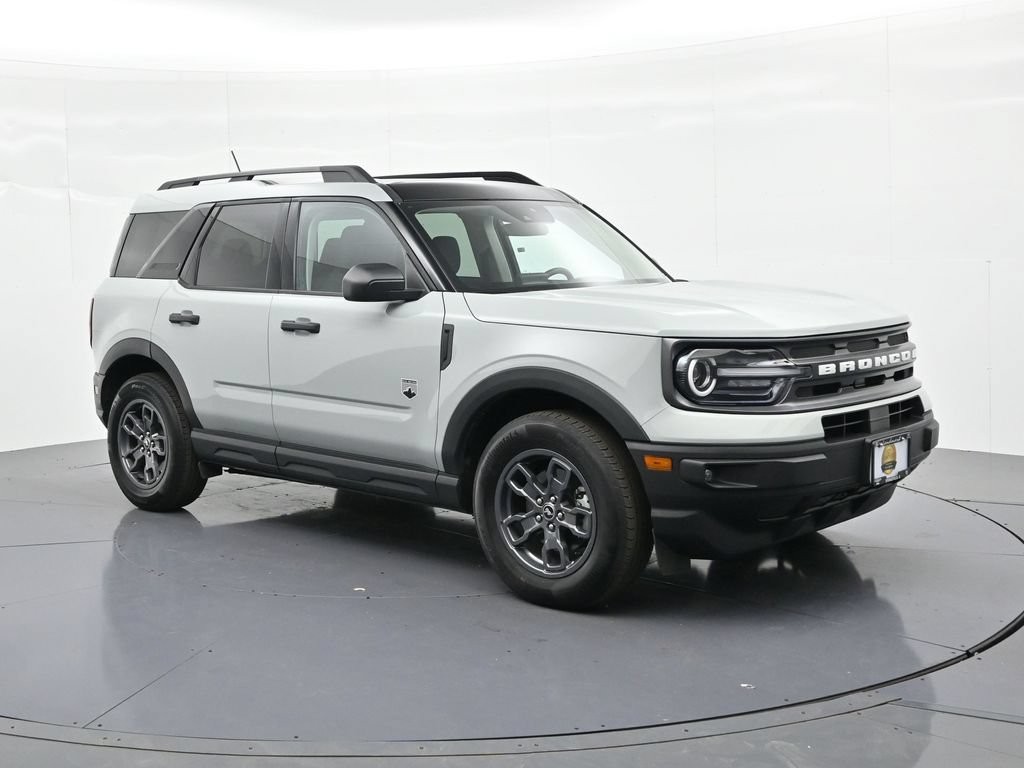 Ford Bronco Sport Vehicle Full-screen Gallery Image 04