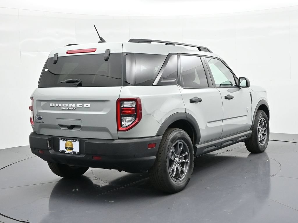 Ford Bronco Sport Vehicle Full-screen Gallery Image 06