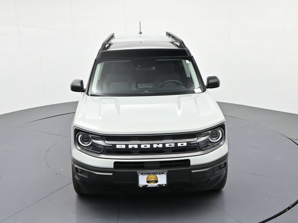 Ford Bronco Sport Vehicle Full-screen Gallery Image 17