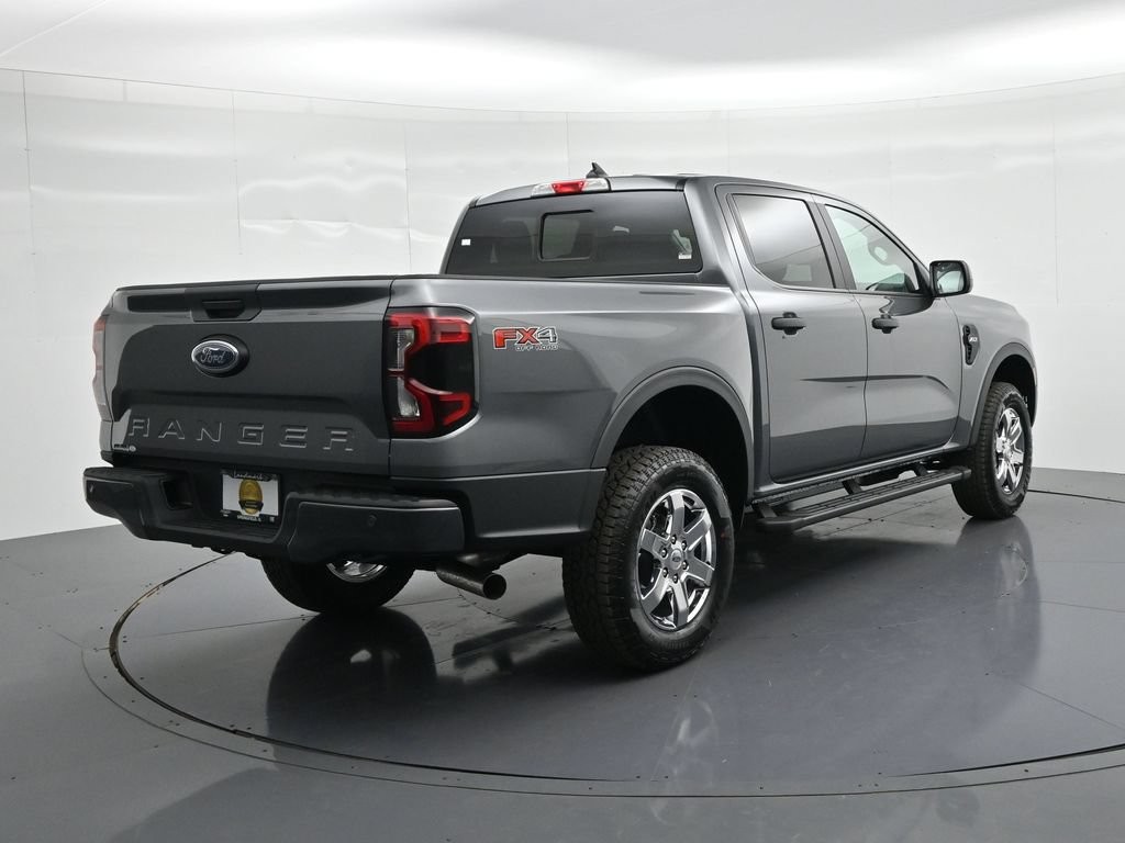 Ford Ranger Vehicle Full-screen Gallery Image 6