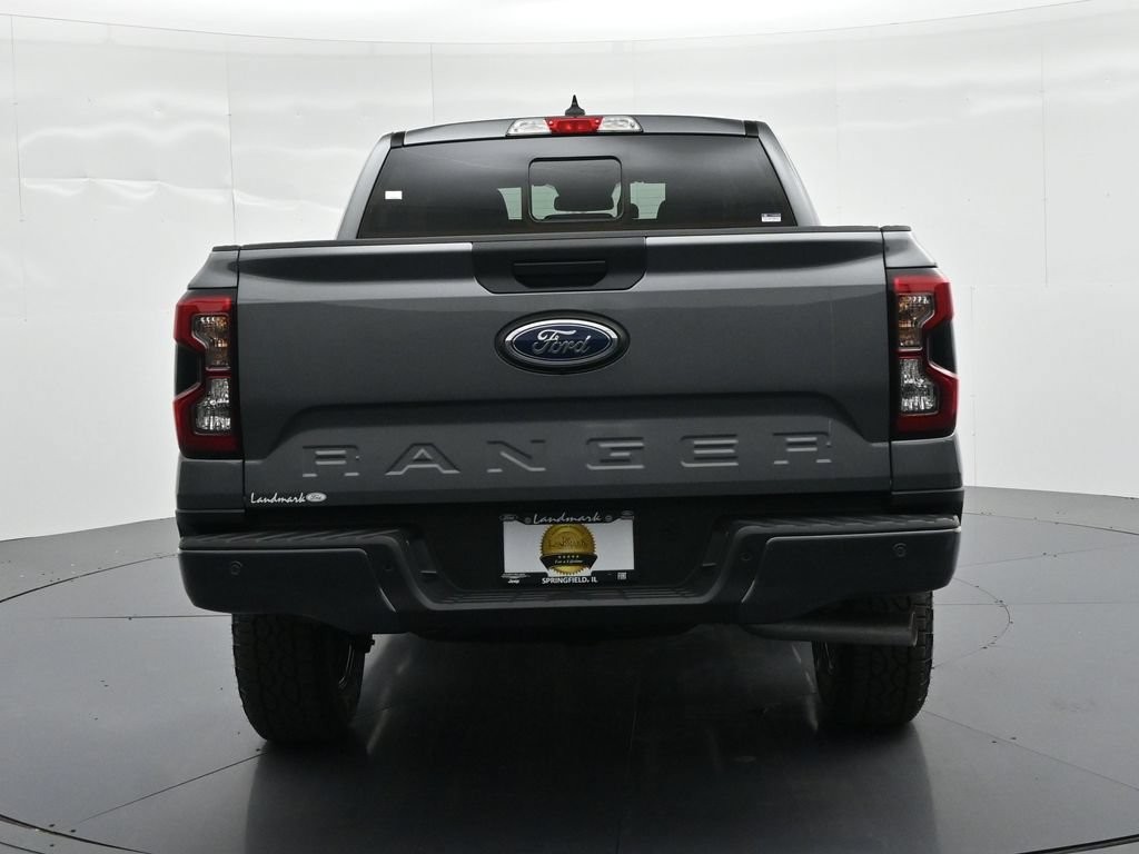 Ford Ranger Vehicle Full-screen Gallery Image 7