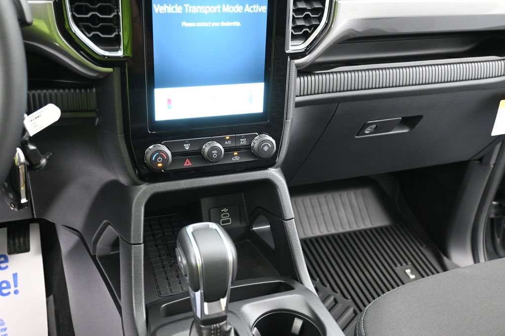 Ford Ranger Vehicle Full-screen Gallery Image 14