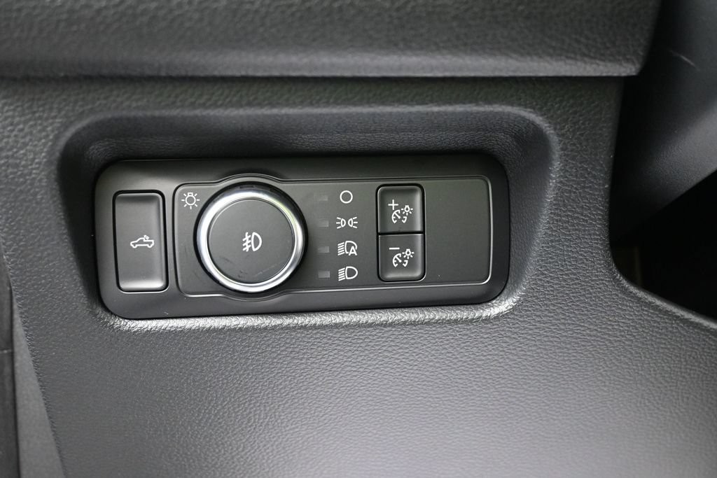 Ford Ranger Vehicle Full-screen Gallery Image 16