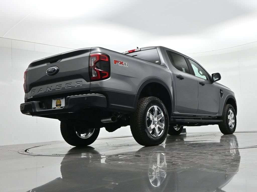 Ford Ranger Vehicle Full-screen Gallery Image 25