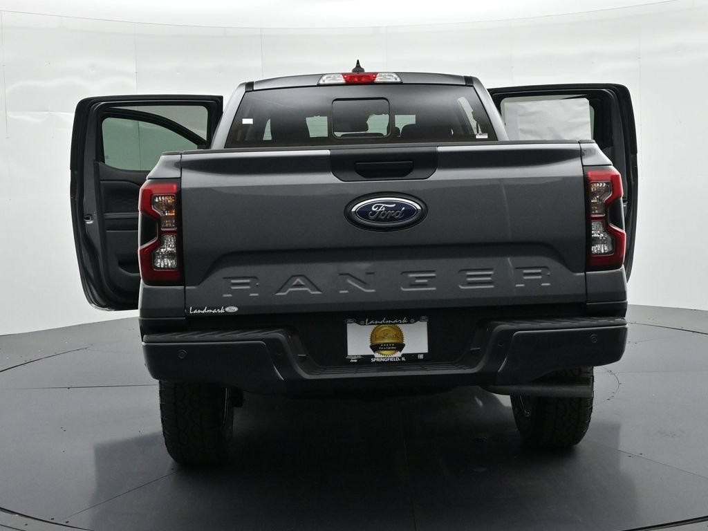 Ford Ranger Vehicle Full-screen Gallery Image 30