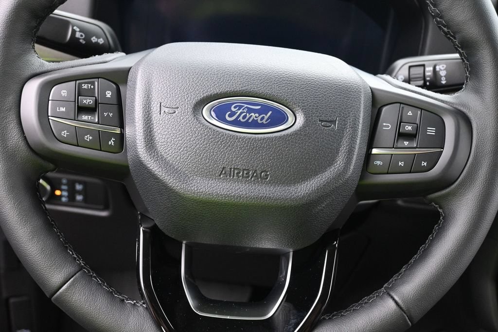 Ford Ranger Vehicle Full-screen Gallery Image 14