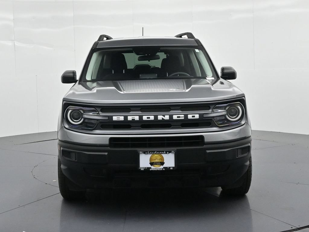 Ford Bronco Sport Vehicle Full-screen Gallery Image 03