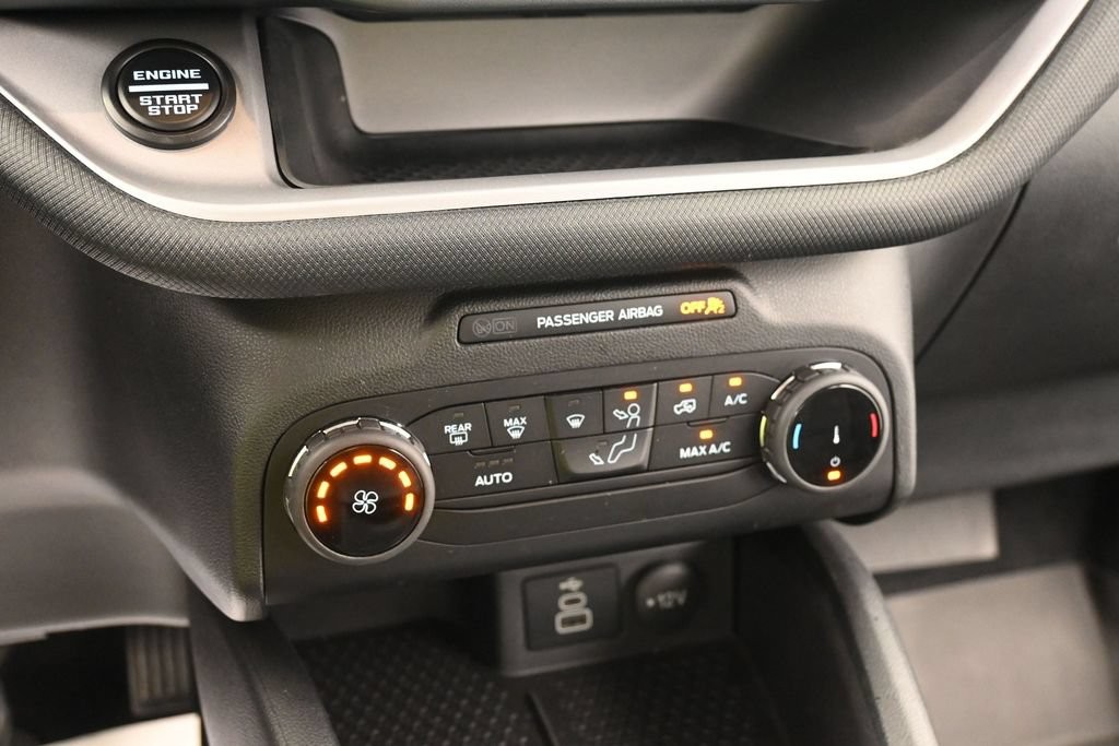 Ford Bronco Sport Vehicle Full-screen Gallery Image 11