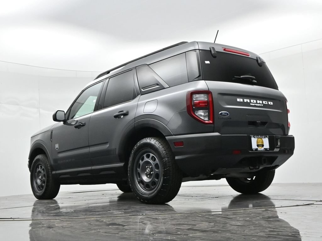 Ford Bronco Sport Vehicle Full-screen Gallery Image 20