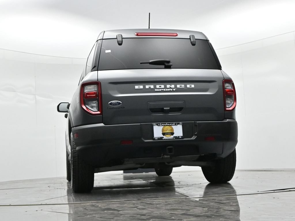 Ford Bronco Sport Vehicle Full-screen Gallery Image 21