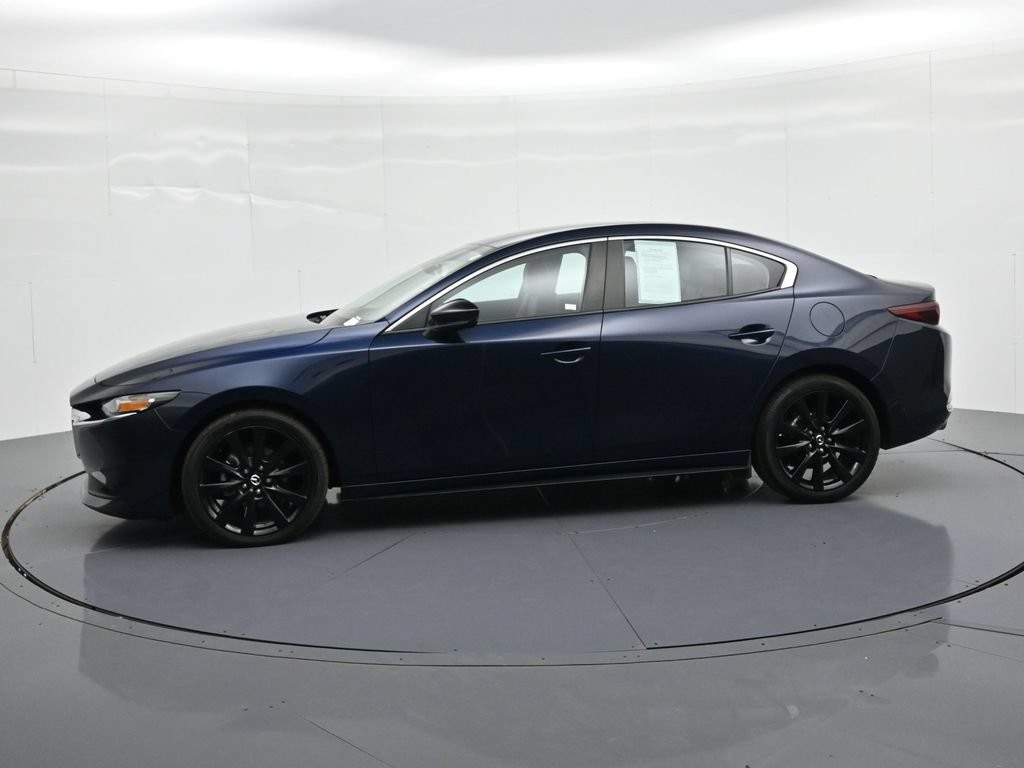 Mazda Mazda3 Vehicle Full-screen Gallery Image 9