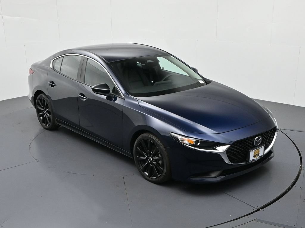 Mazda Mazda3 Vehicle Full-screen Gallery Image 16