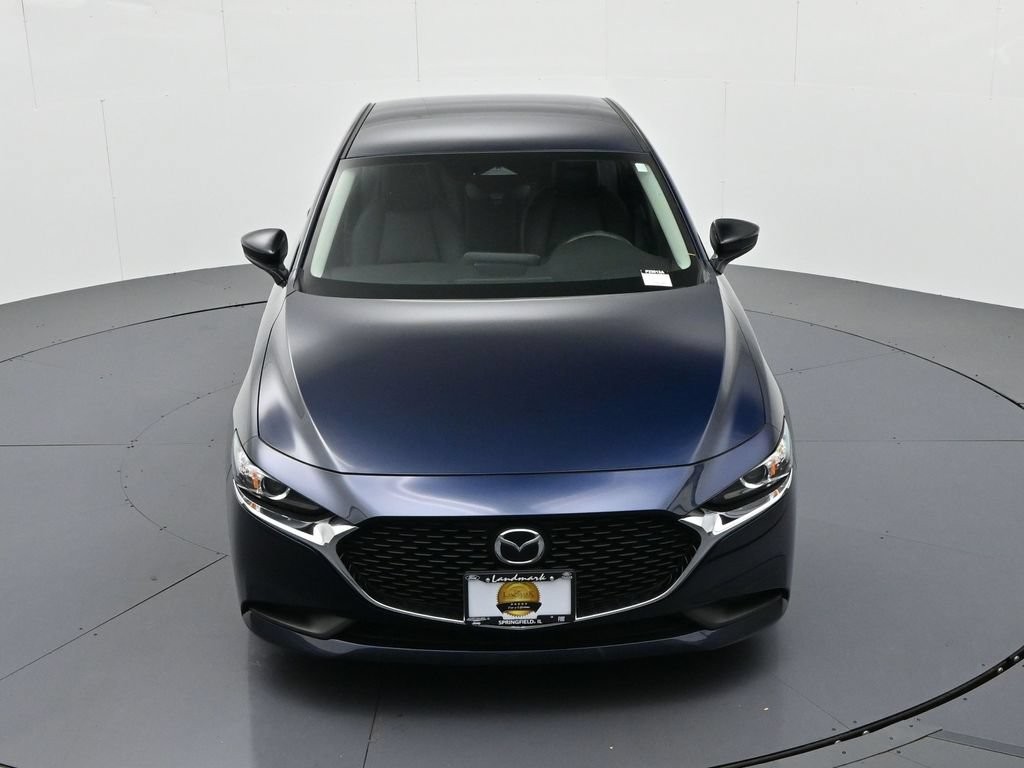 Mazda Mazda3 Vehicle Full-screen Gallery Image 17