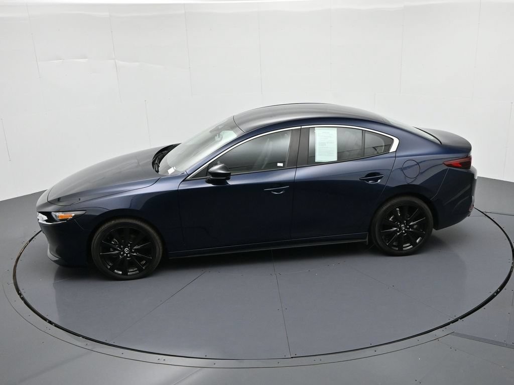 Mazda Mazda3 Vehicle Full-screen Gallery Image 19