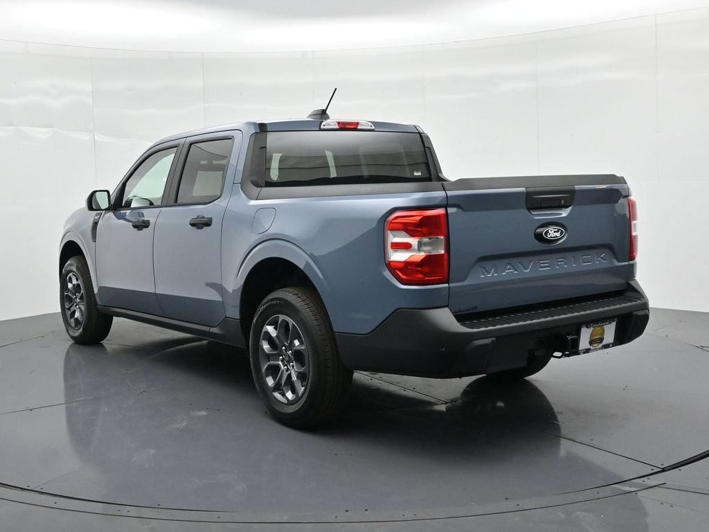 Ford Maverick Vehicle Full-screen Gallery Image 8