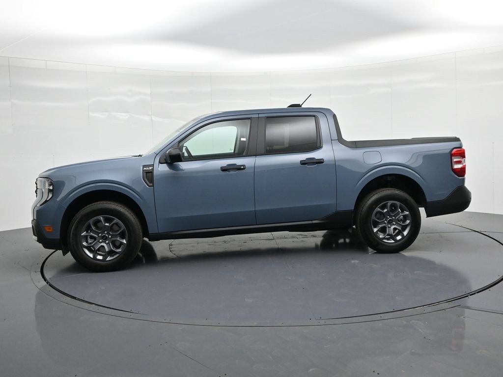 Ford Maverick Vehicle Full-screen Gallery Image 9