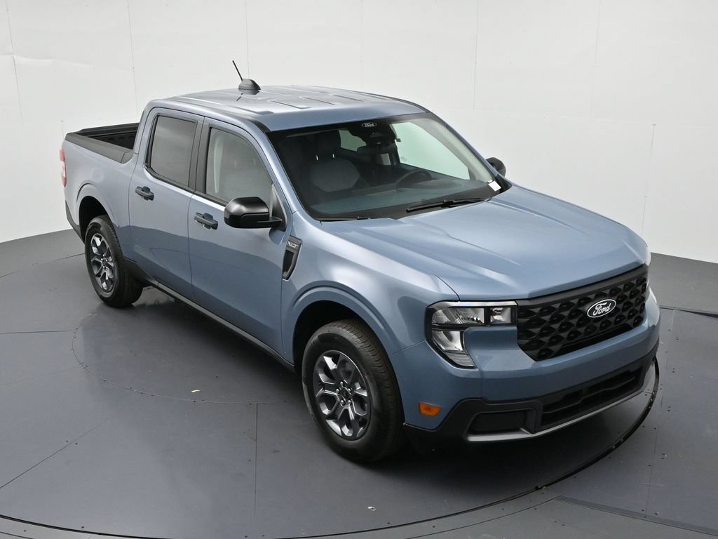 Ford Maverick Vehicle Full-screen Gallery Image 16