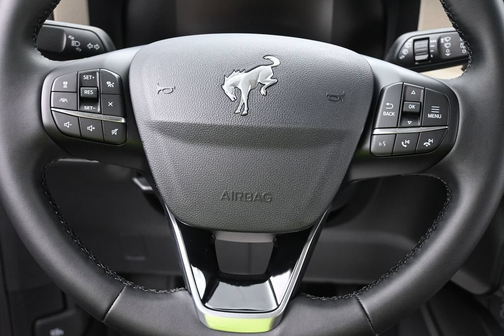 Ford Bronco Sport Vehicle Full-screen Gallery Image 13