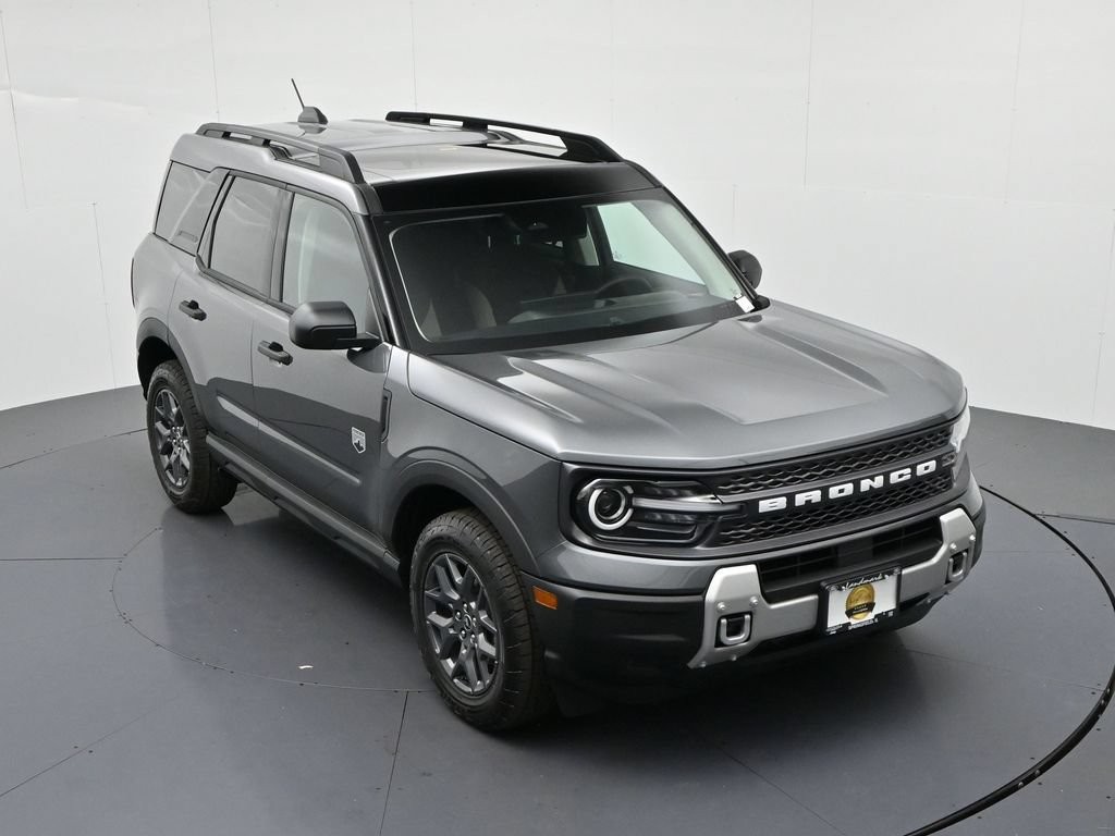 Ford Bronco Sport Vehicle Full-screen Gallery Image 15