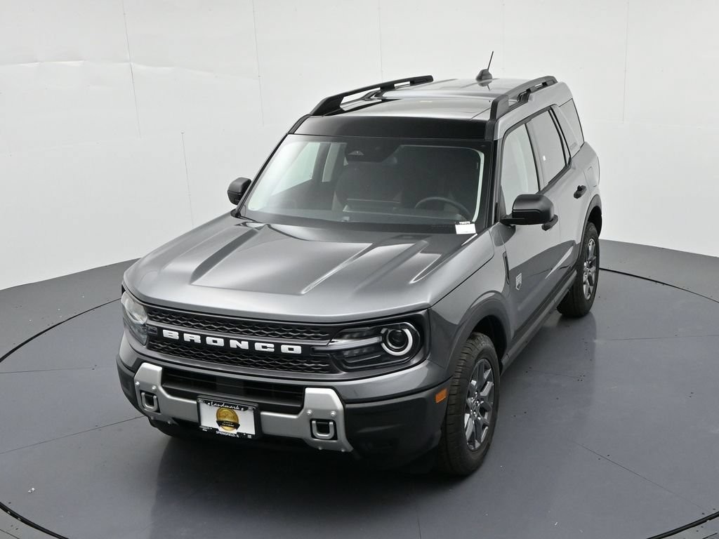 Ford Bronco Sport Vehicle Full-screen Gallery Image 17