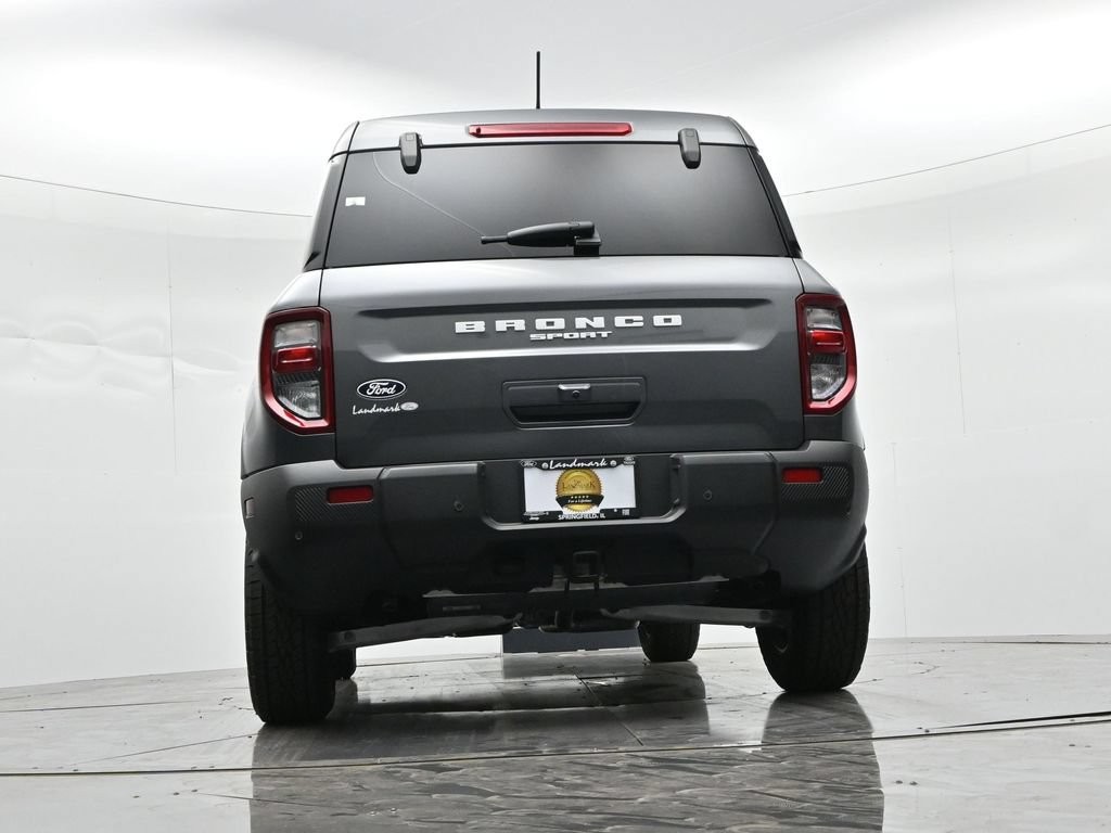 Ford Bronco Sport Vehicle Full-screen Gallery Image 20