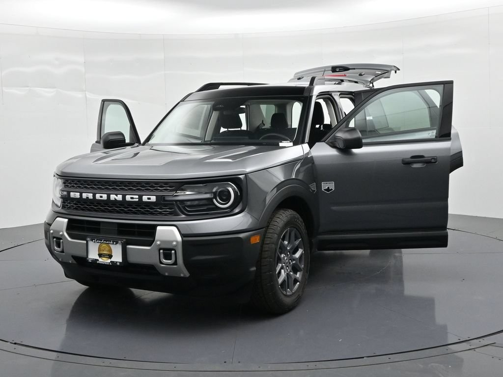 Ford Bronco Sport Vehicle Full-screen Gallery Image 25