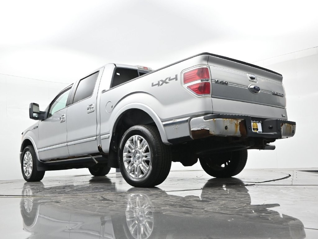 Ford F-150 Vehicle Full-screen Gallery Image 19