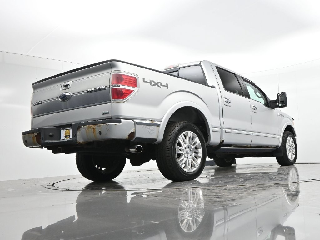 Ford F-150 Vehicle Full-screen Gallery Image 21