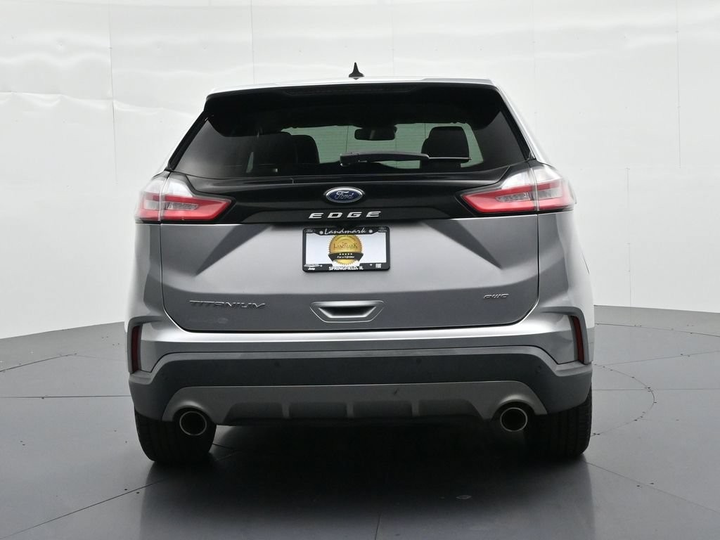 Ford Edge Vehicle Full-screen Gallery Image 07