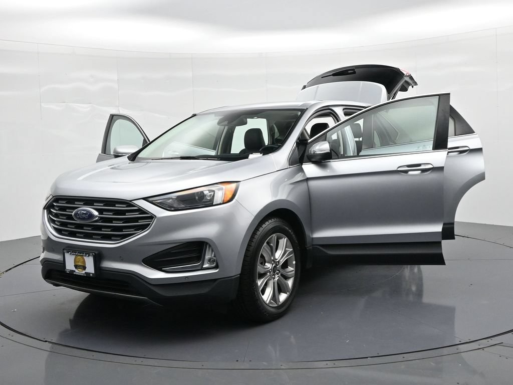 Ford Edge Vehicle Full-screen Gallery Image 25