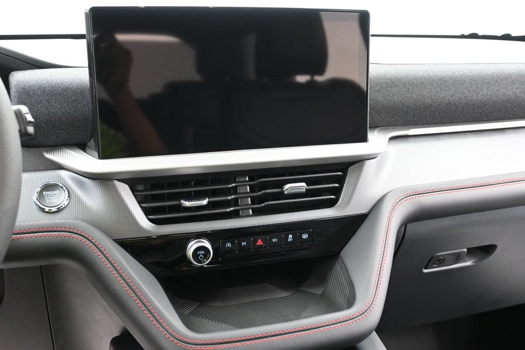 Ford Explorer Vehicle Full-screen Gallery Image 13