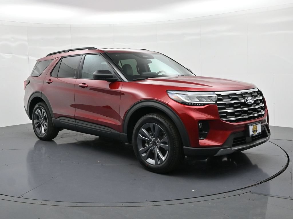 Ford Explorer Vehicle Full-screen Gallery Image 4
