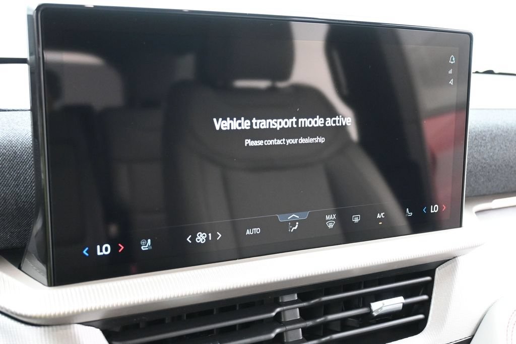 Ford Explorer Vehicle Full-screen Gallery Image 10