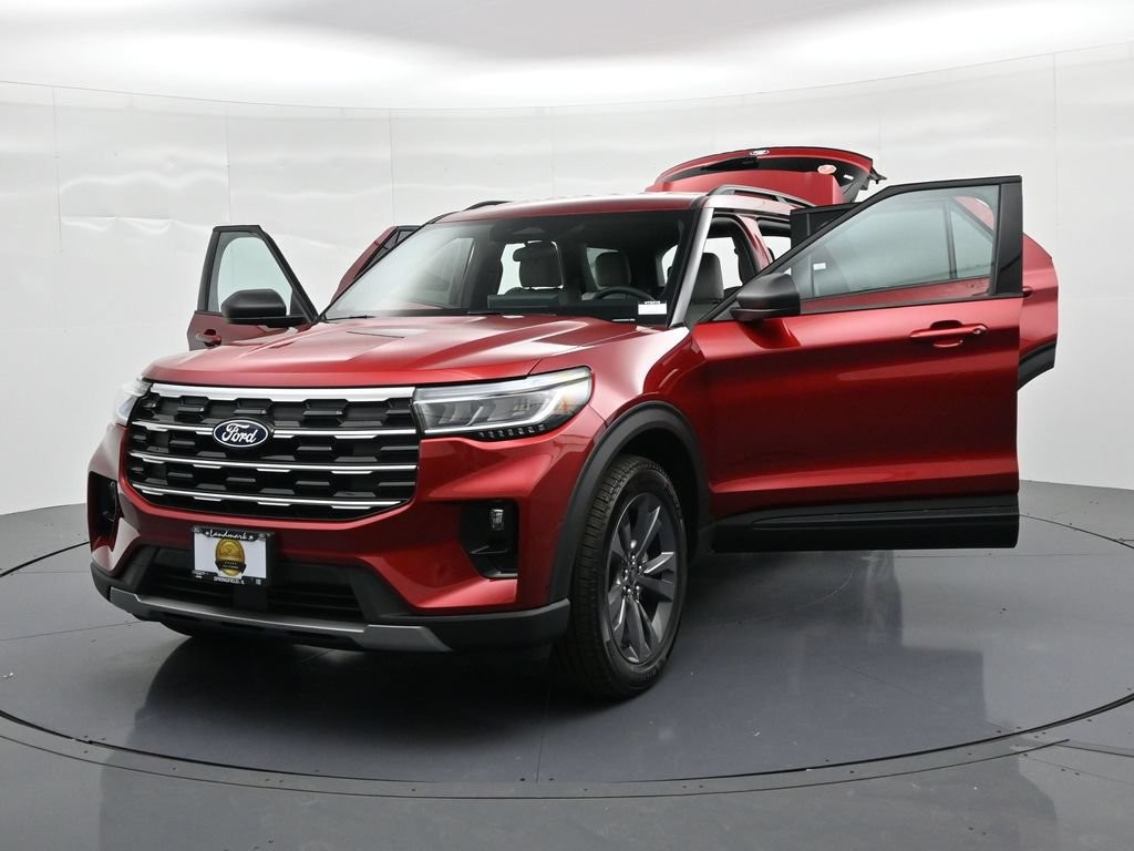 Ford Explorer Vehicle Full-screen Gallery Image 27