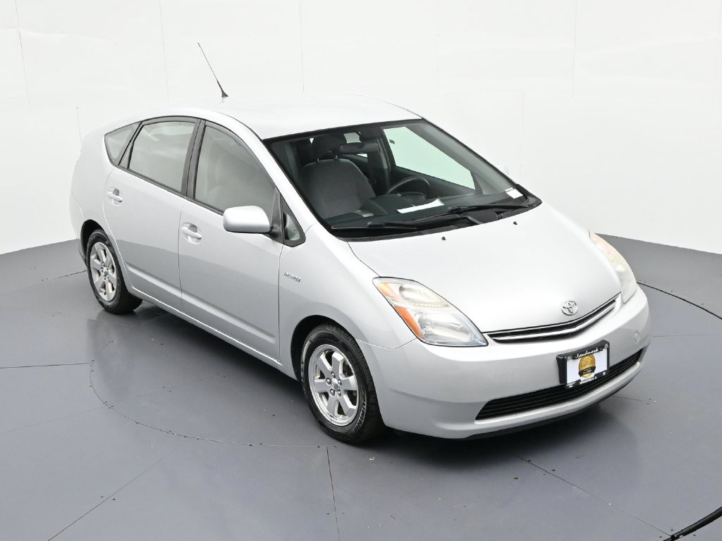 Toyota Prius Vehicle Full-screen Gallery Image 14
