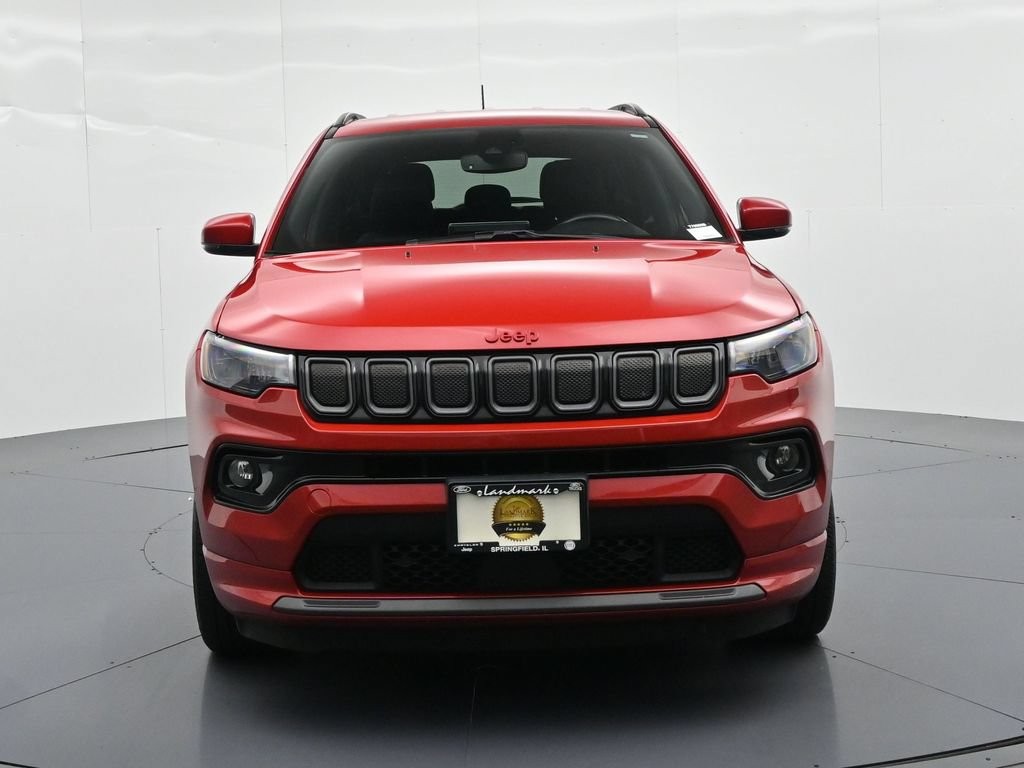 Jeep Compass Vehicle Full-screen Gallery Image 3