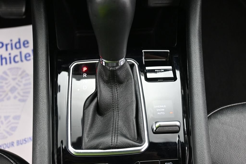 Jeep Compass Vehicle Full-screen Gallery Image 12