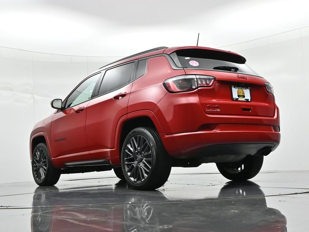 Jeep Compass Vehicle Full-screen Gallery Image 20