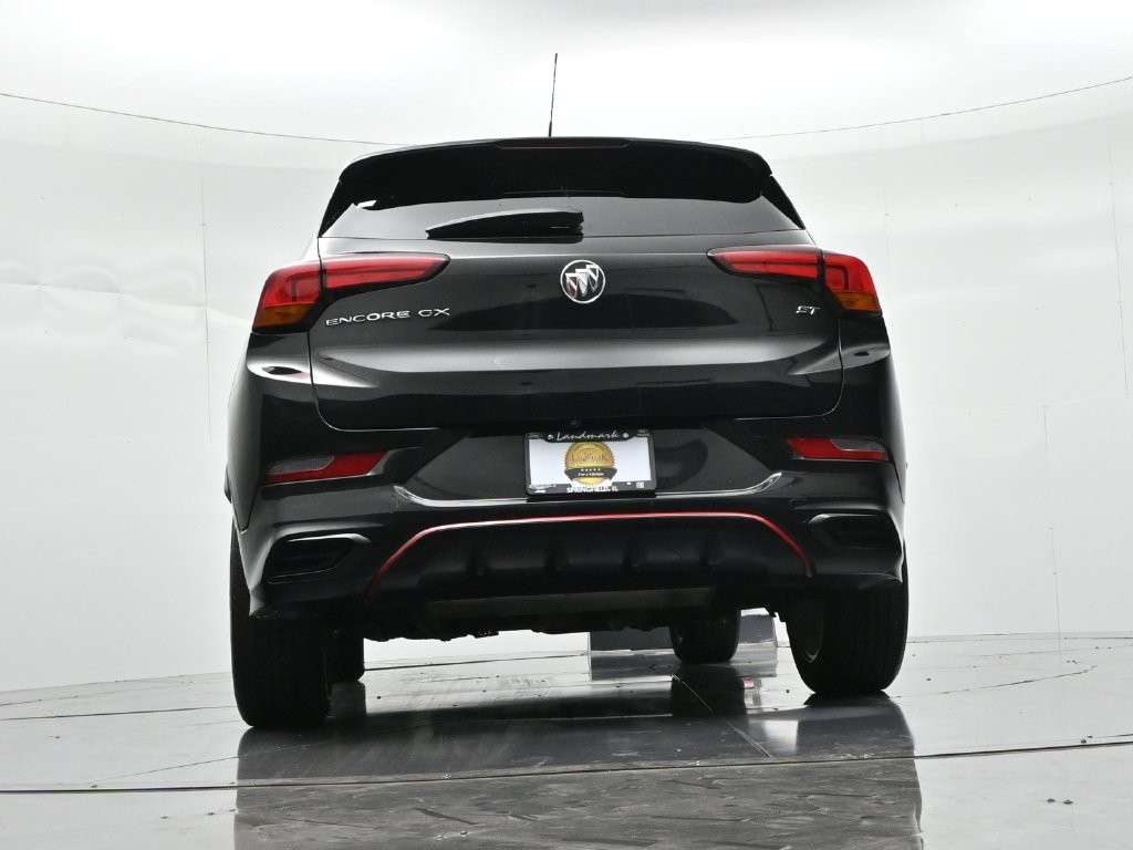 Buick Encore GX Vehicle Full-screen Gallery Image 20