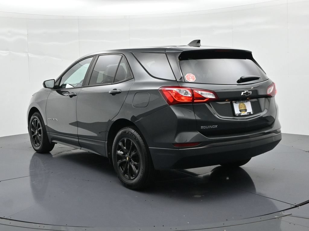 Chevrolet Equinox Vehicle Full-screen Gallery Image 7