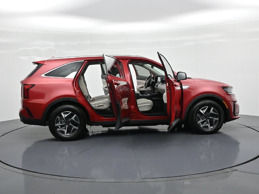 Kia Sorento Hybrid Vehicle Full-screen Gallery Image 25